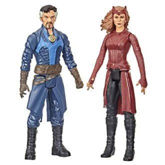 Actiefiguren van Doctor Strange en Scarlet Witch.