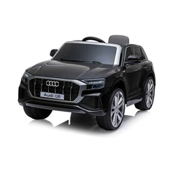 Zwarte Audi Q8 speelgoedauto voor kinderen.