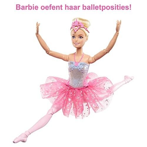 Barbie pop oefent balletposities in roze tutu.