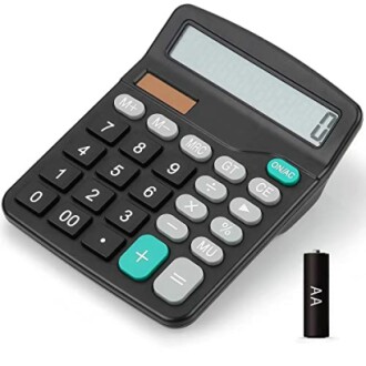 Zwarte calculator met batterij