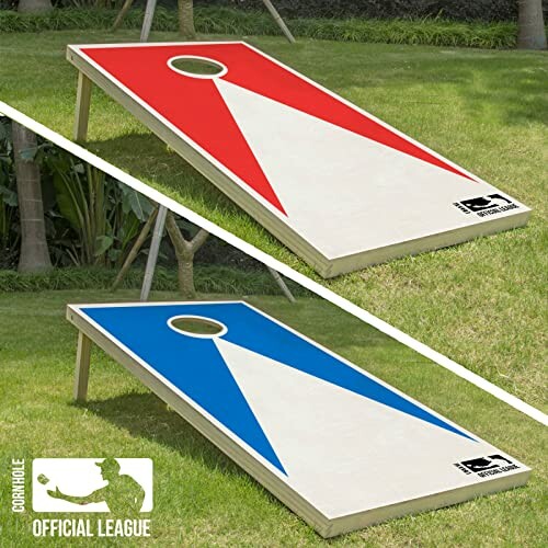 Cornhole spelborden met rode en blauwe driehoeken