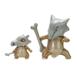 Twee figuren van Cubone en Marowak van Pokémon