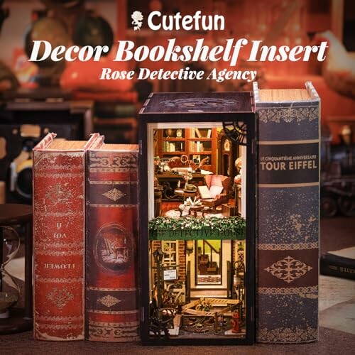 Miniatuur detectivebureau boekenplank decoratie