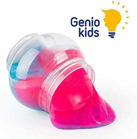 Roze en blauwe slijm uit een potje met Genio Kids-logo