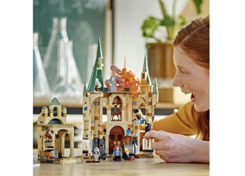 LEGO Harry Potter Zweinstein: Kamer van Hoge Nood