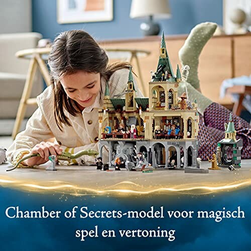 Kind speelt met Harry Potter LEGO-set van de Geheime Kamer