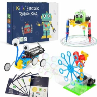 Elektrische robotkits voor kinderen met bouwpakket en handleidingen.