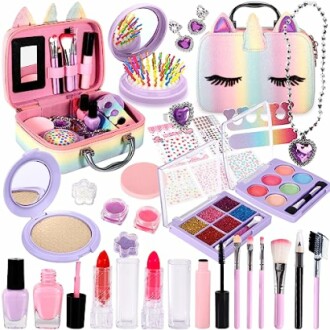 Kindermake-up speelset met kleurrijke accessoires.