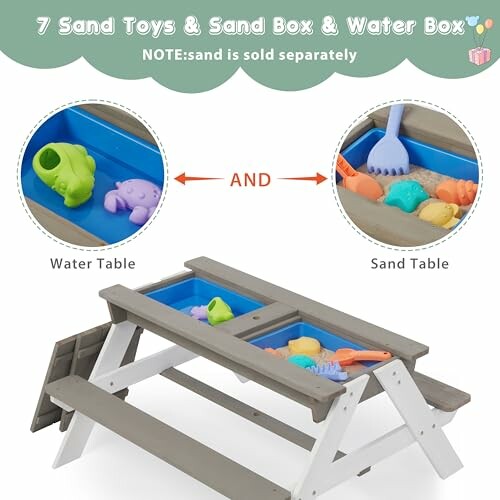 Kindertafel met zand- en waterspeelgoed