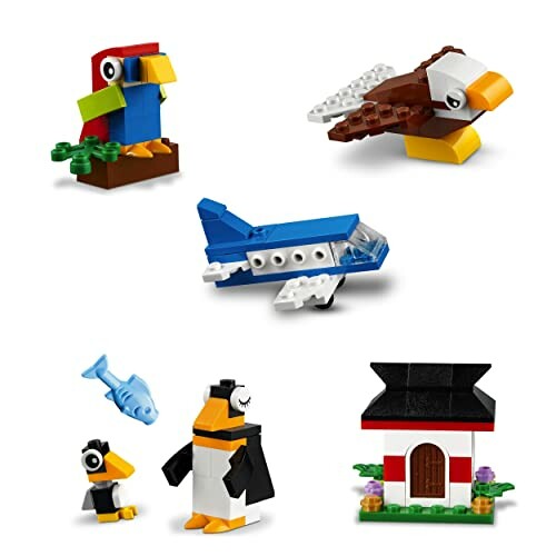 Verschillende LEGO-dieren en een vliegtuig