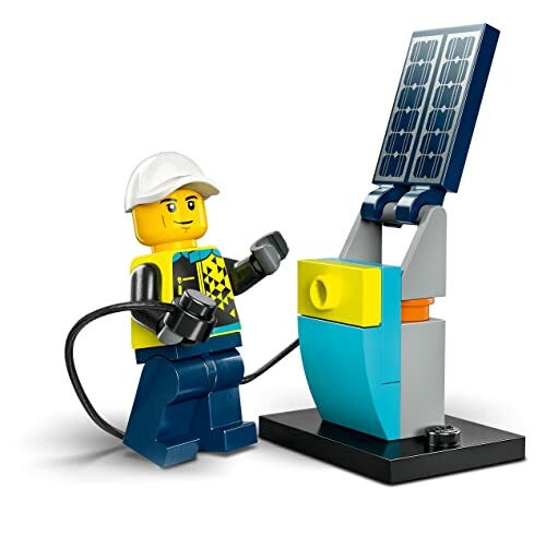 LEGO-figuur met zonnepaneel en kabel