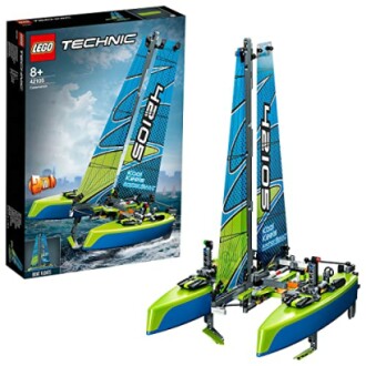 LEGO Technic Catamaran