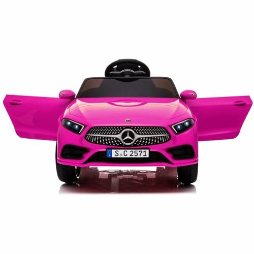 Roze speelgoedauto met geopende deuren