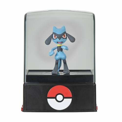 Pokemon-figuur in vitrine