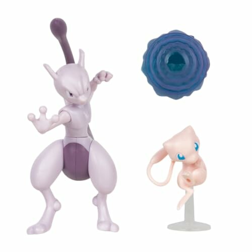 Twee Pokémon-figuren, Mewtwo en Mew, met een accessoire