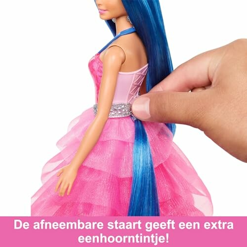 Pop met roze jurk en afneembare blauwe staart.