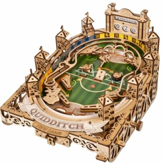 Houten doolhofspel met Quidditch-thema