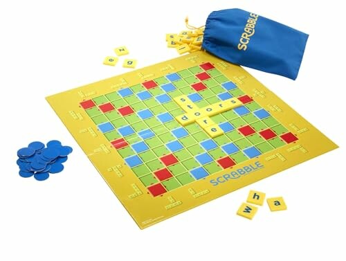 Scrabble bordspel met letters en zakje