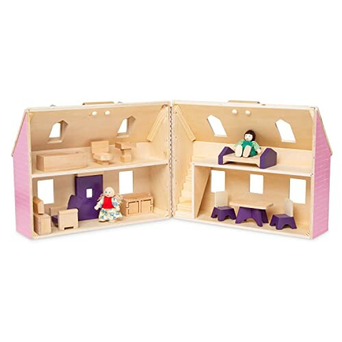 Houten poppenhuis met poppen en meubels