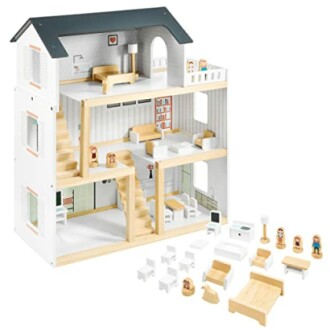 Houten poppenhuis met meubels en poppen