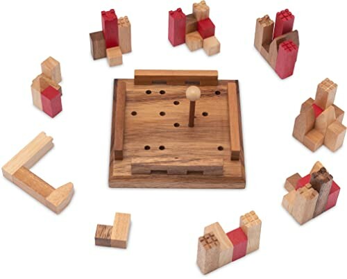 Houten puzzelspel met verschillende stukken