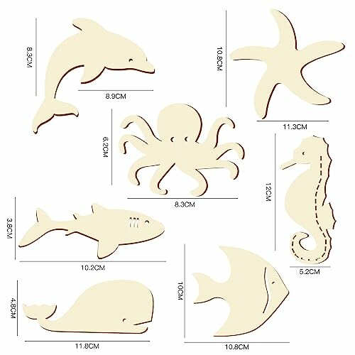 Houten zeedier silhouetten van dolfijn, zeester, inktvis, zeepaardje, haai, walvis en vis